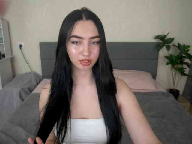 WildKittenX webcam