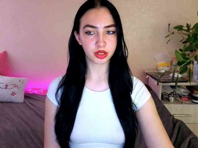 WildKittenX webcam