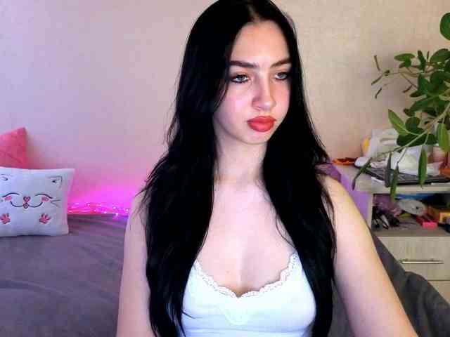 WildKittenX webcam