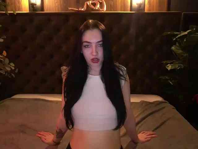 WildKittenX webcam