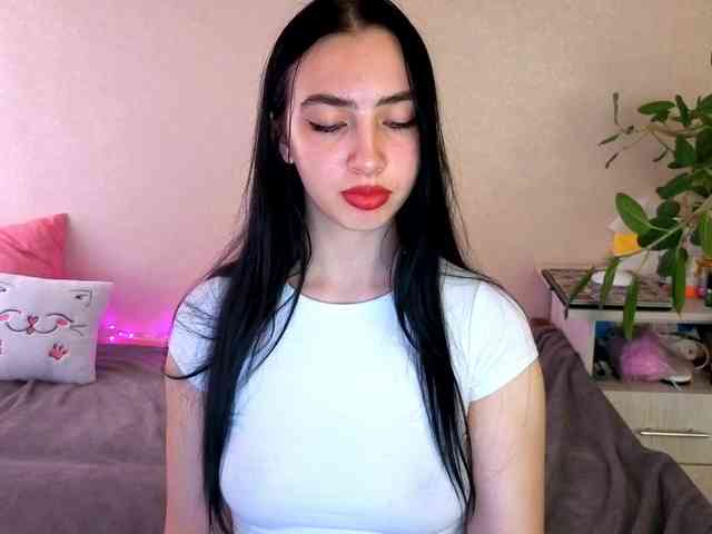 WildKittenX webcam