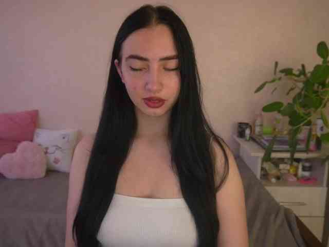 WildKittenX webcam