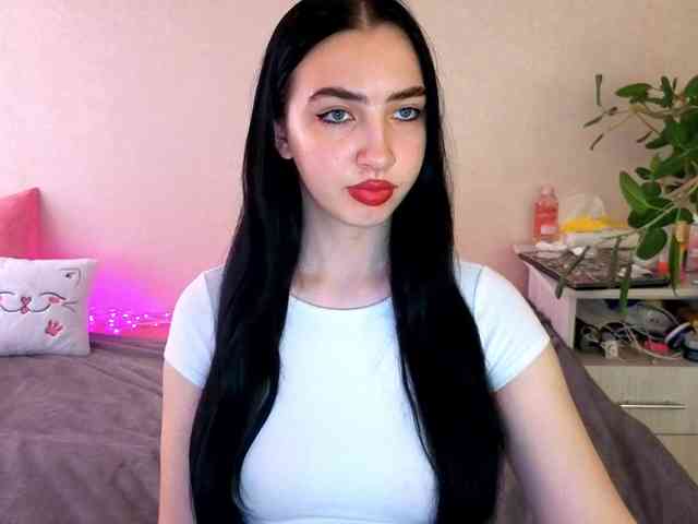 WildKittenX webcam