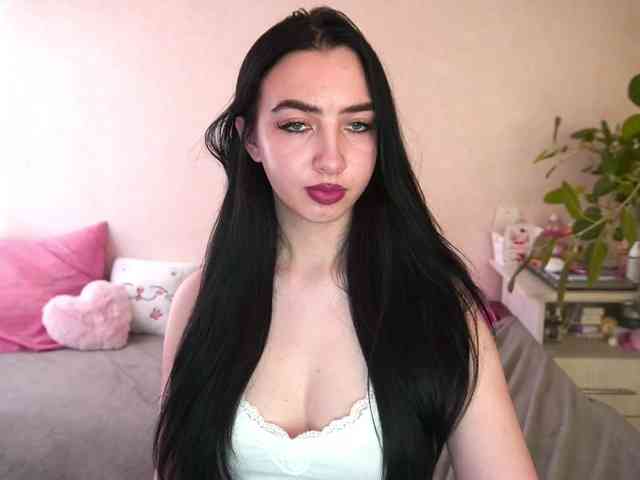 WildKittenX webcam
