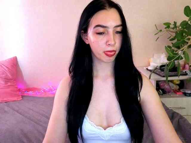 WildKittenX webcam