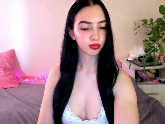 WildKittenX webcam