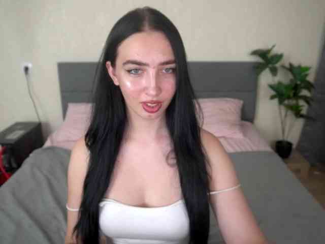 WildKittenX webcam