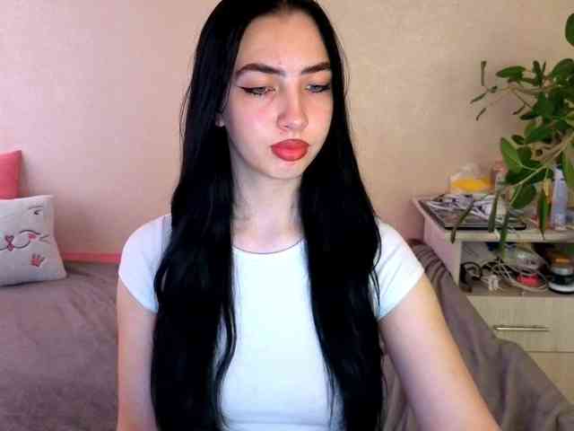 WildKittenX webcam