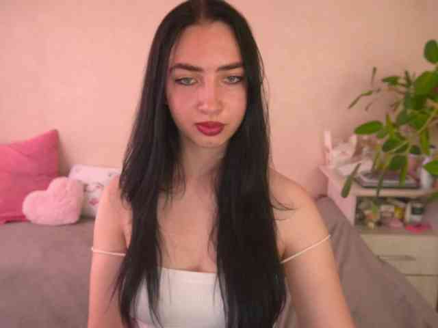WildKittenX webcam