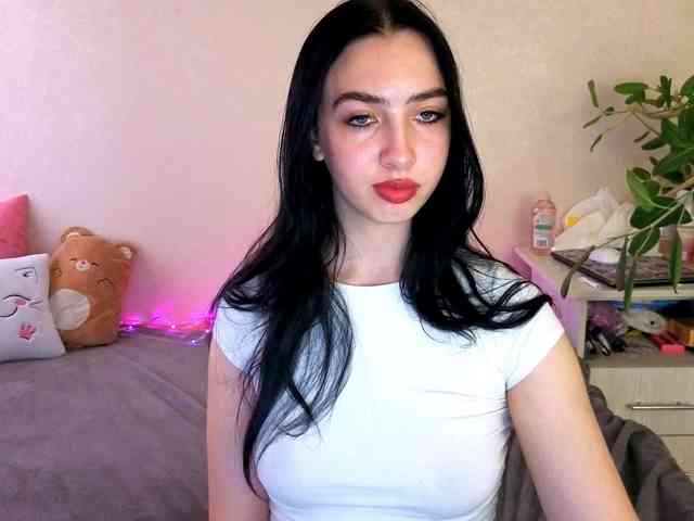 WildKittenX webcam