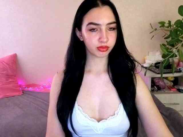 WildKittenX webcam