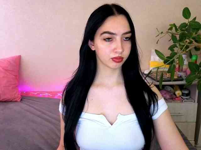 WildKittenX webcam