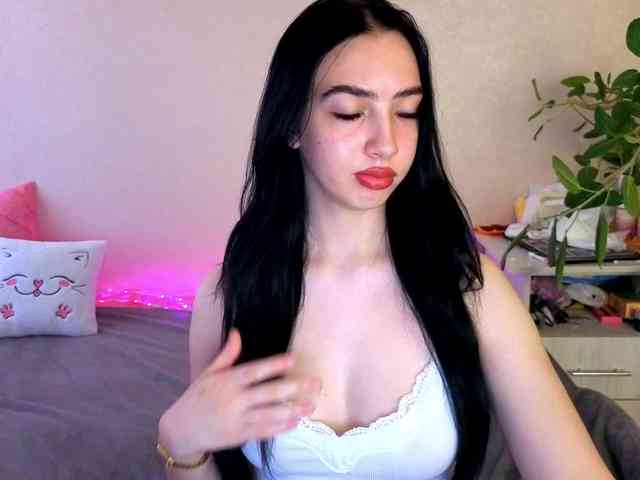 WildKittenX webcam