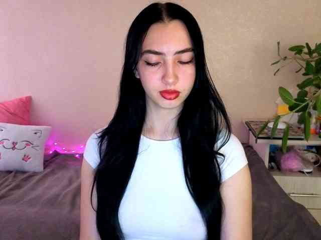 WildKittenX webcam