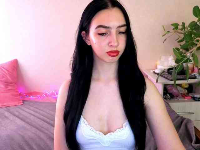 WildKittenX webcam