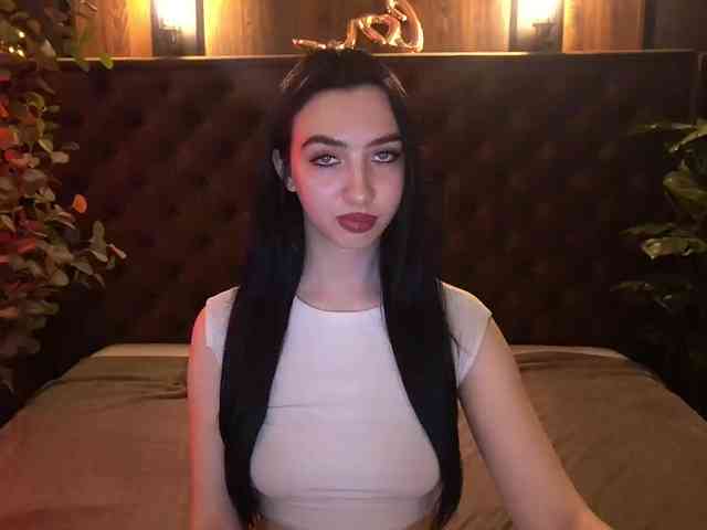 WildKittenX webcam