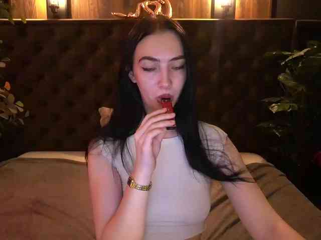 WildKittenX webcam