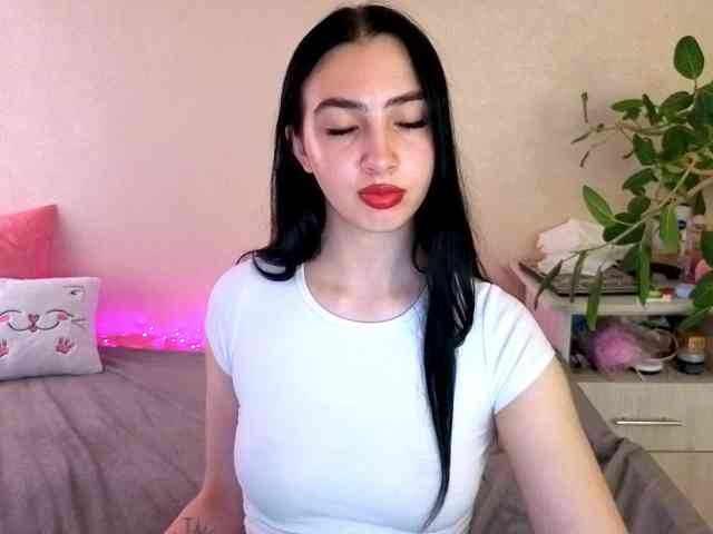 WildKittenX webcam