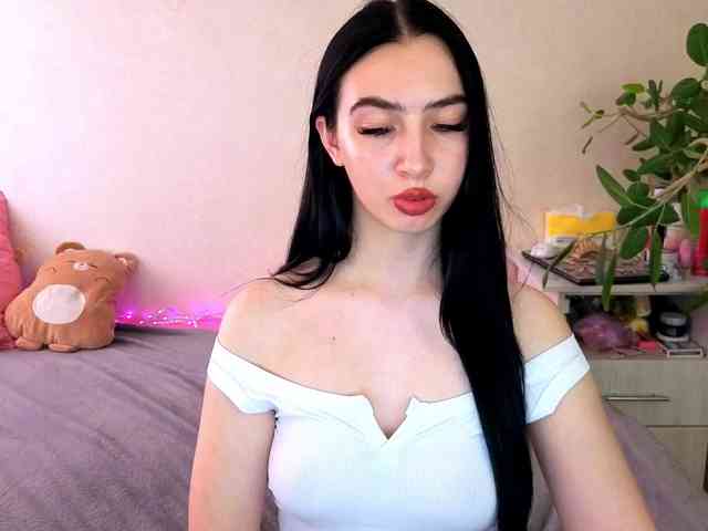 WildKittenX webcam