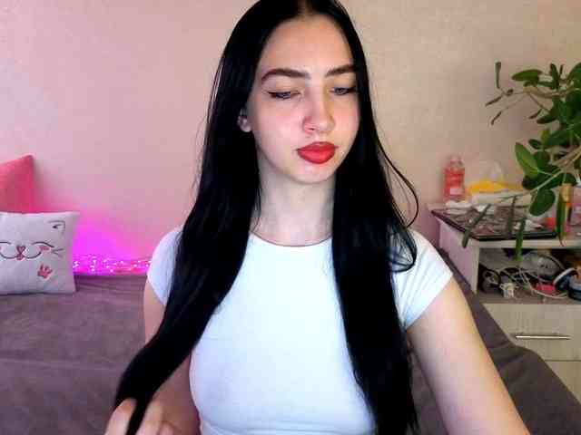 WildKittenX webcam