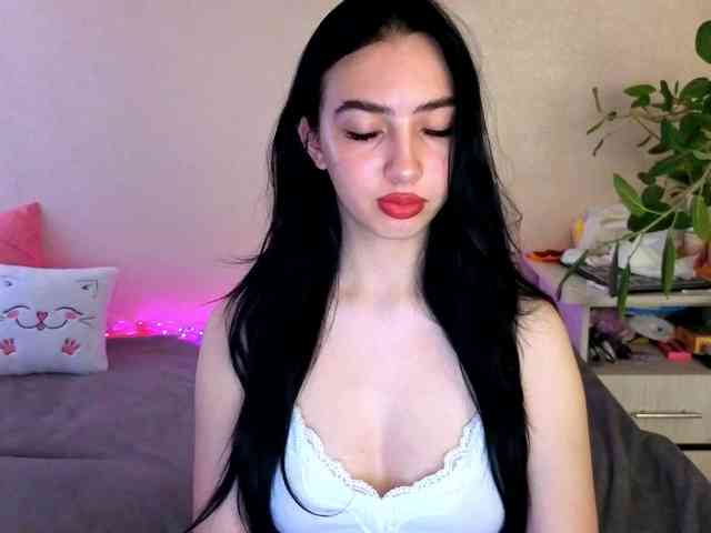 WildKittenX webcam