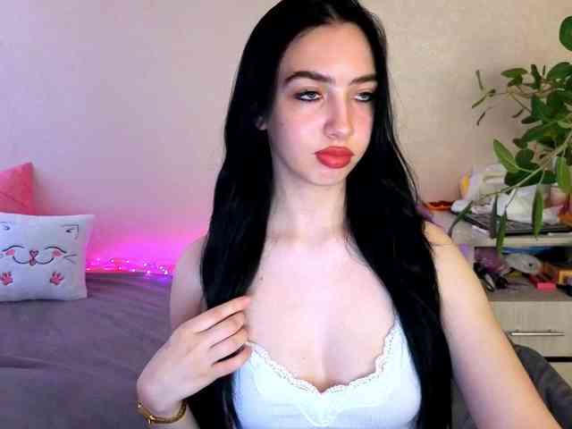 WildKittenX webcam