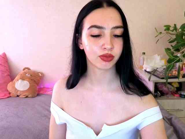 WildKittenX webcam