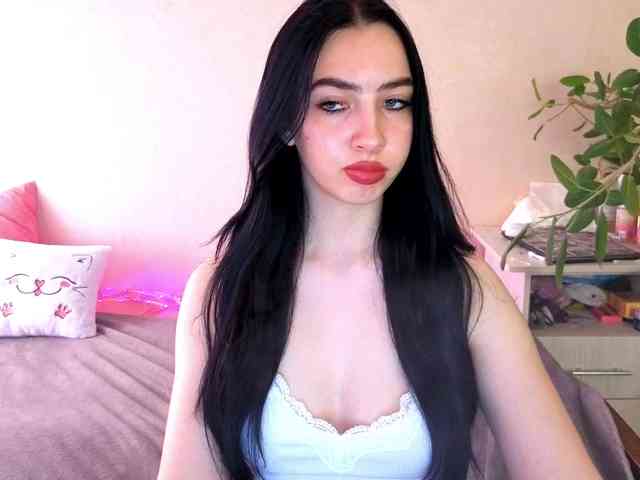 WildKittenX webcam