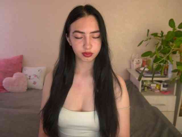 WildKittenX webcam