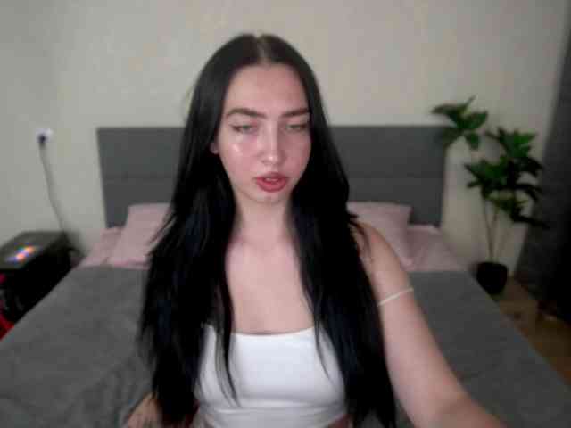WildKittenX webcam