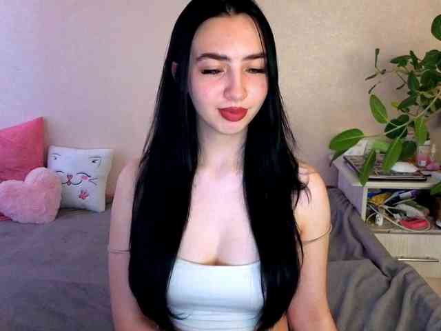 WildKittenX webcam