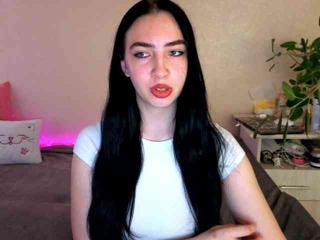 WildKittenX webcam
