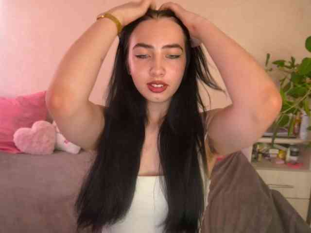 WildKittenX webcam