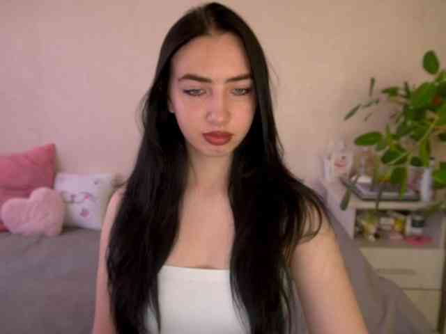 WildKittenX webcam