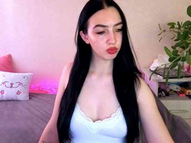 WildKittenX webcam