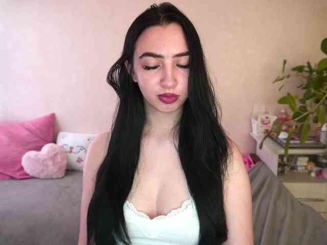 WildKittenX webcam