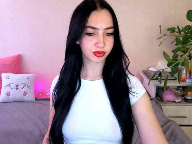 WildKittenX webcam