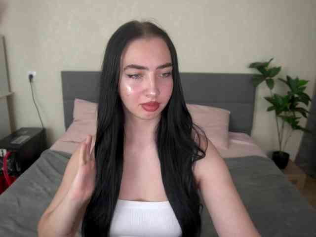 WildKittenX webcam