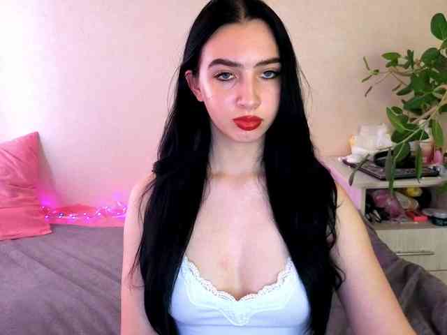 WildKittenX webcam