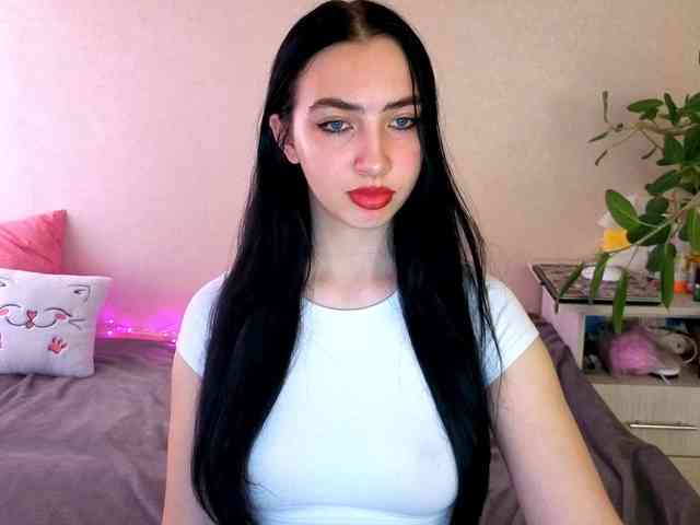 WildKittenX webcam