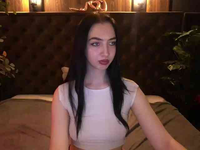 WildKittenX webcam