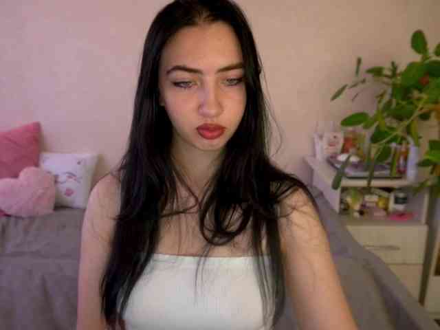 WildKittenX webcam