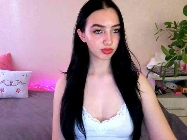 WildKittenX webcam