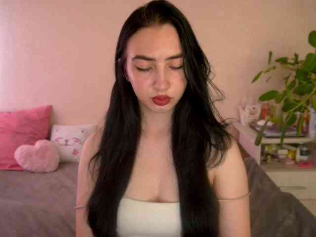 WildKittenX webcam