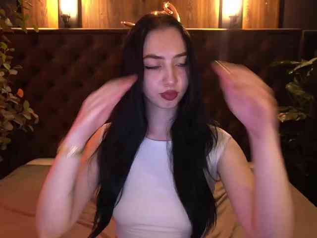 WildKittenX webcam