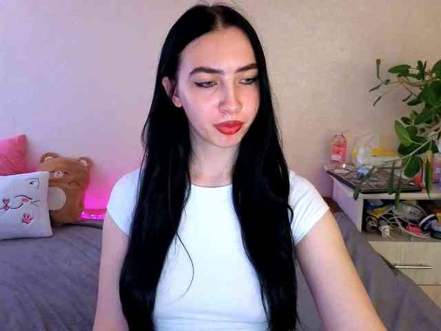 WildKittenX webcam