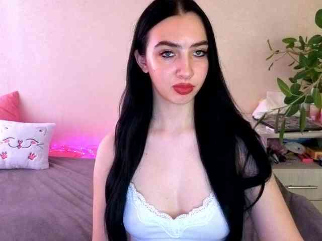 WildKittenX webcam