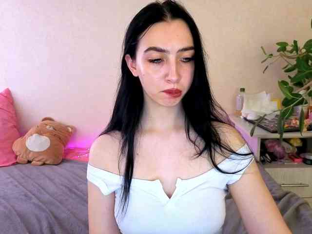WildKittenX webcam