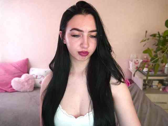 WildKittenX webcam