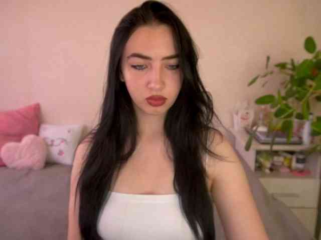 WildKittenX webcam